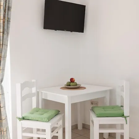 Apartment Aurea Blu 08, Enjoy, Relax, Dream Aliko Beach